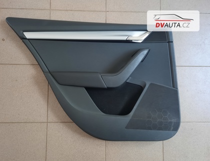 Tapecírunk LZ dveří Octavia III